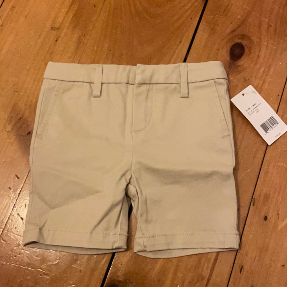 Vince khaki shorts 18m